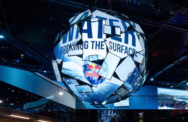 red-bull-mediaworld_szenographie_00